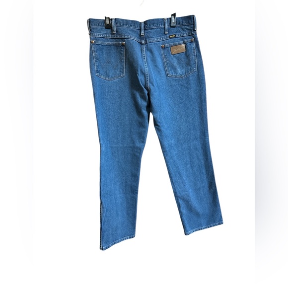 Wrangler men’s Jeans-38x30- Great condition - Picture 5 of 9